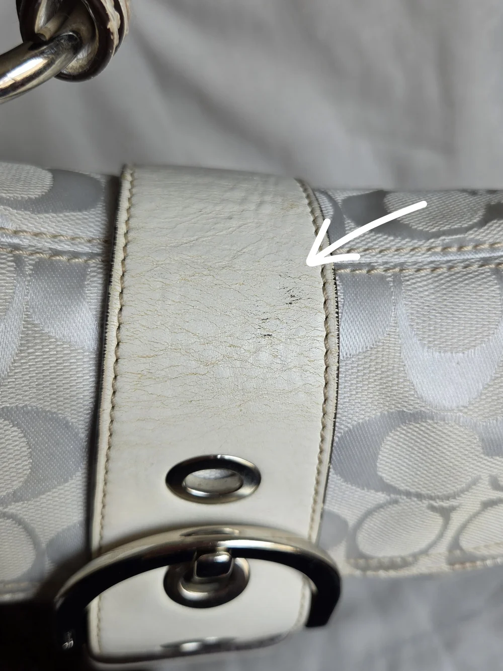 Vintage Coach Y2K-Era Mini Soho Signature Flap Shoulder Bag - Picture 6 of 11